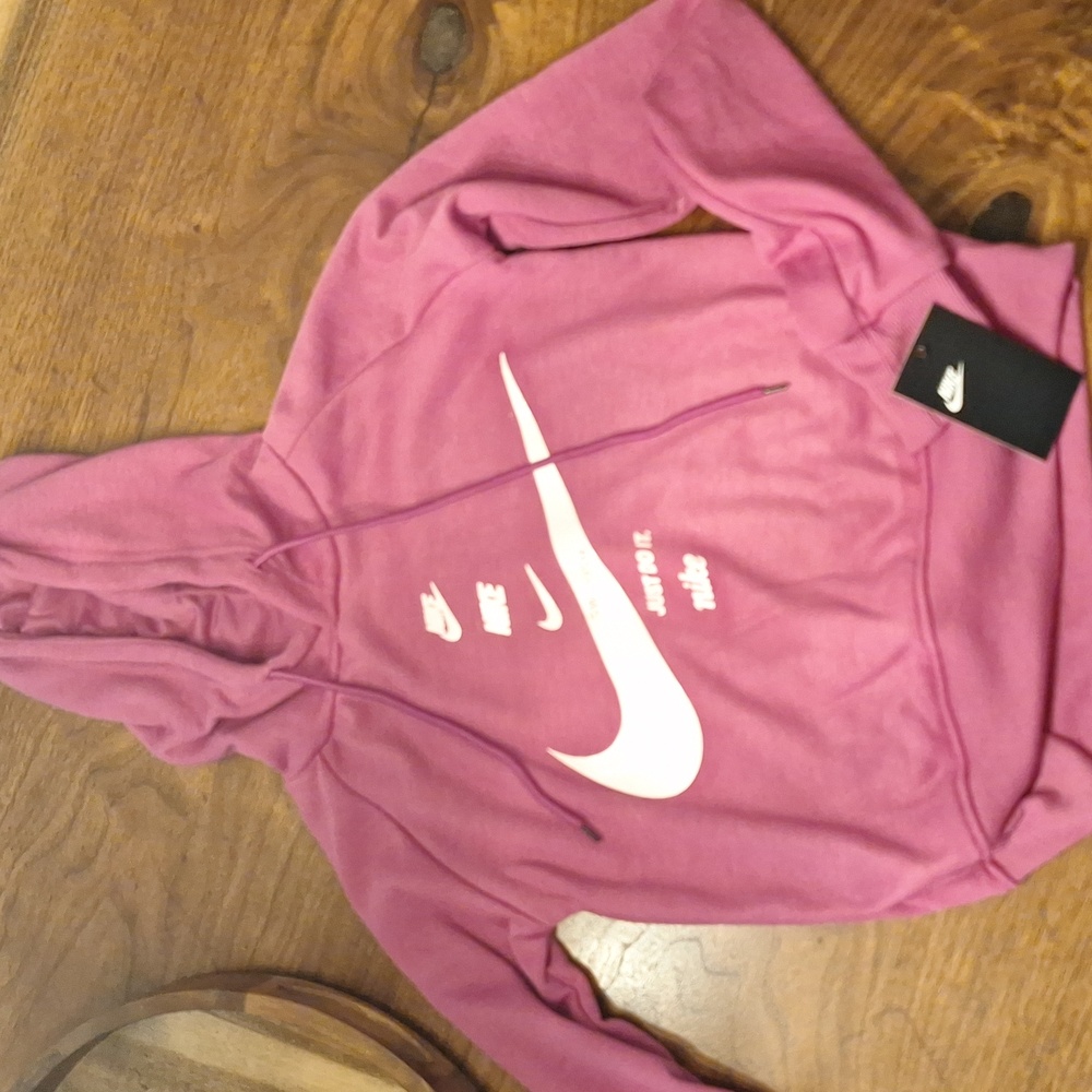 Nike girls cropped hoodie